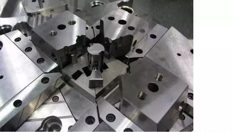 跨界融合 豐田模具設(shè)計(jì)與制造技術(shù)對(duì)化工產(chǎn)品制造的啟示